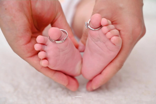 宜春宝宝发烧手心比额头烫